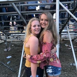 Meet your Posher, Emma